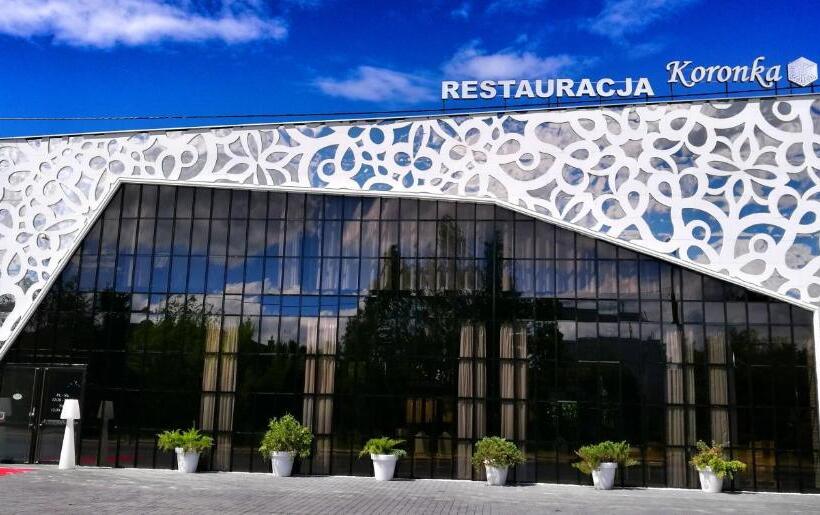 هتل Ramka & Restaurant & Wine Bar