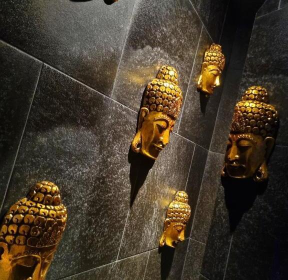 هتل Ramka & Restaurant & Wine Bar