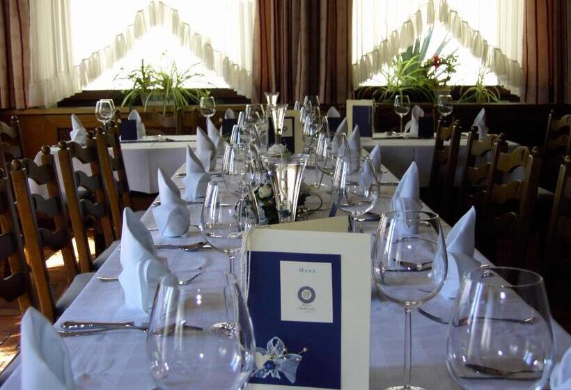 호텔 Restaurant Zum Schwan