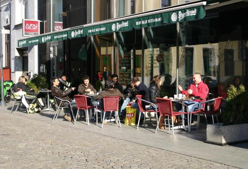 בית מלון כפרי Ruby Blue