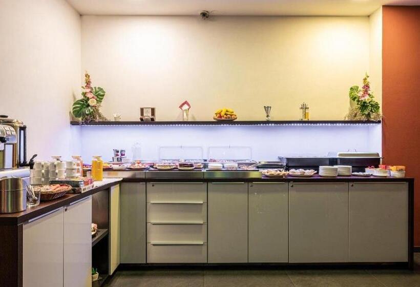 בית מלון כפרי Ruby Blue