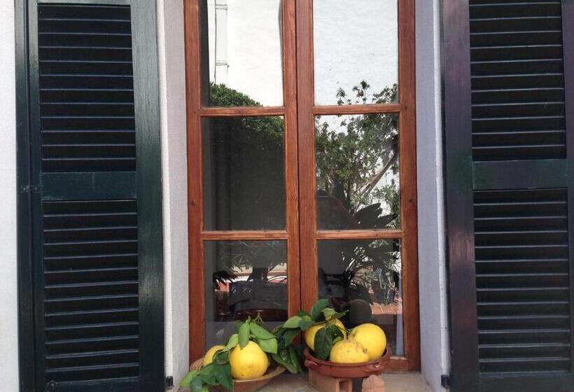 ホテル Sant Jaume