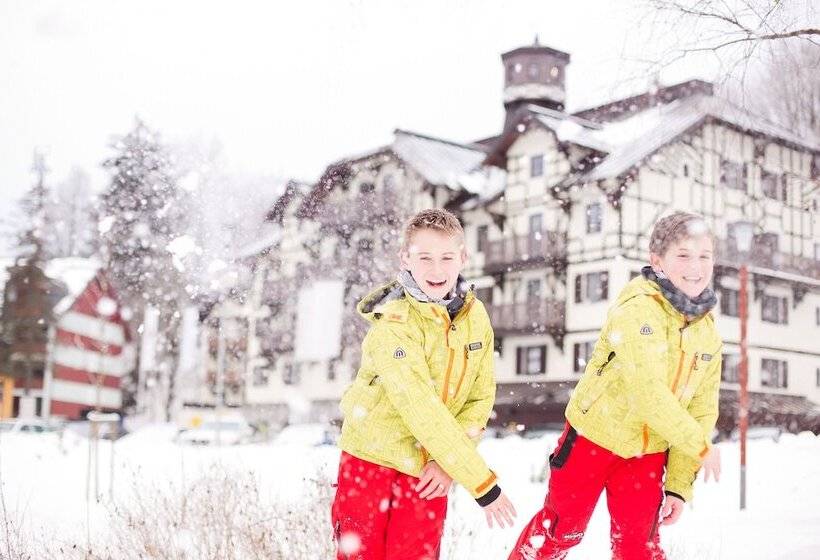 בית מלון כפרי Savoy