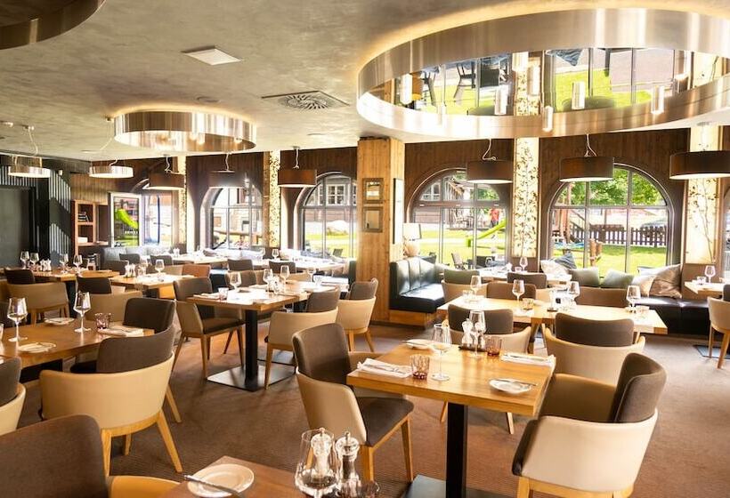 בית מלון כפרי Savoy