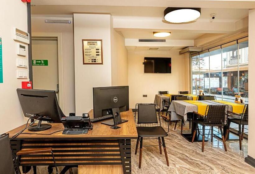 ホテル Septimum