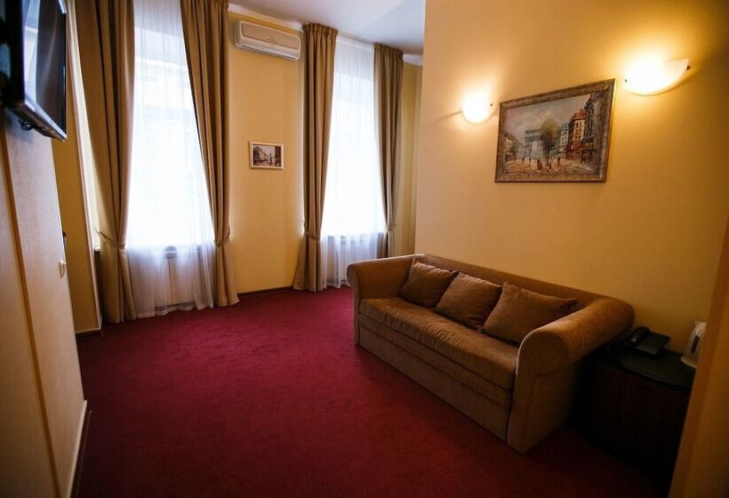 فندق Sonata On Mayakovskogo