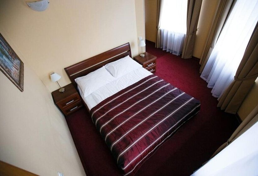 فندق Sonata On Mayakovskogo