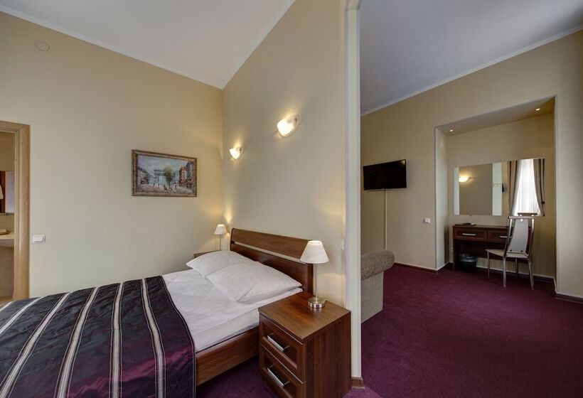 فندق Sonata On Mayakovskogo