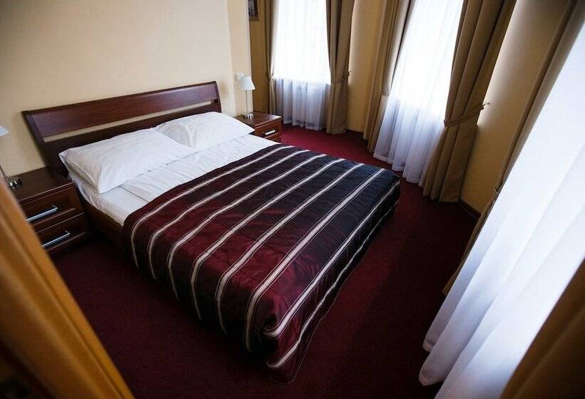 فندق Sonata On Mayakovskogo