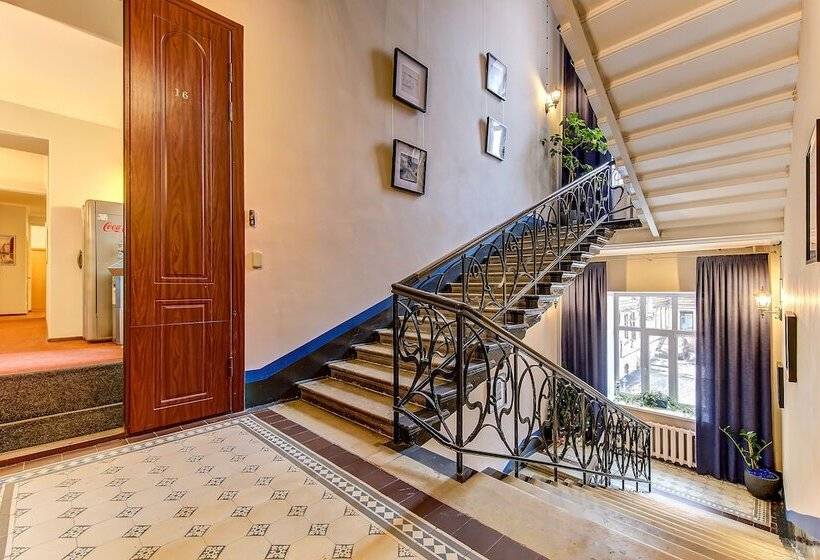 فندق Sonata On Mayakovskogo