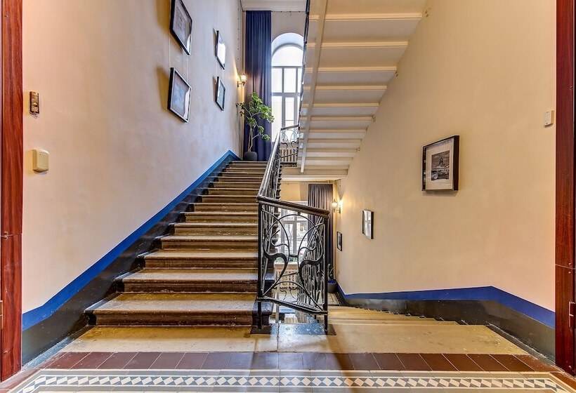 فندق Sonata On Mayakovskogo