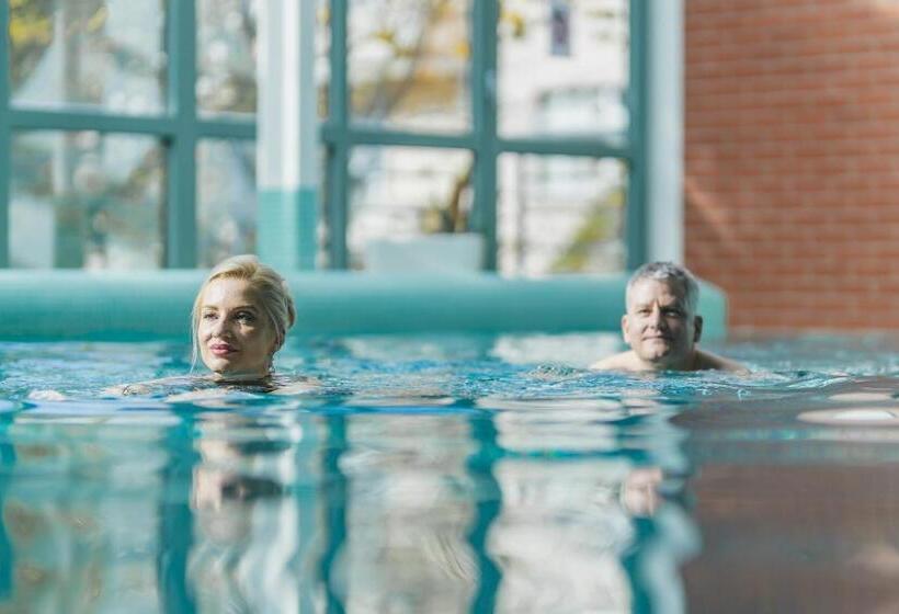 Отель St. Joseph Royal Regent