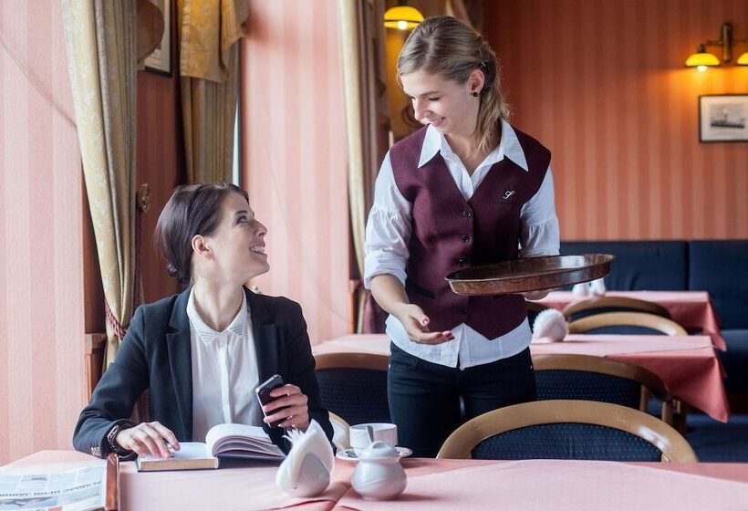 فندق Szydłowski