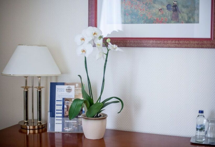 فندق Szydłowski