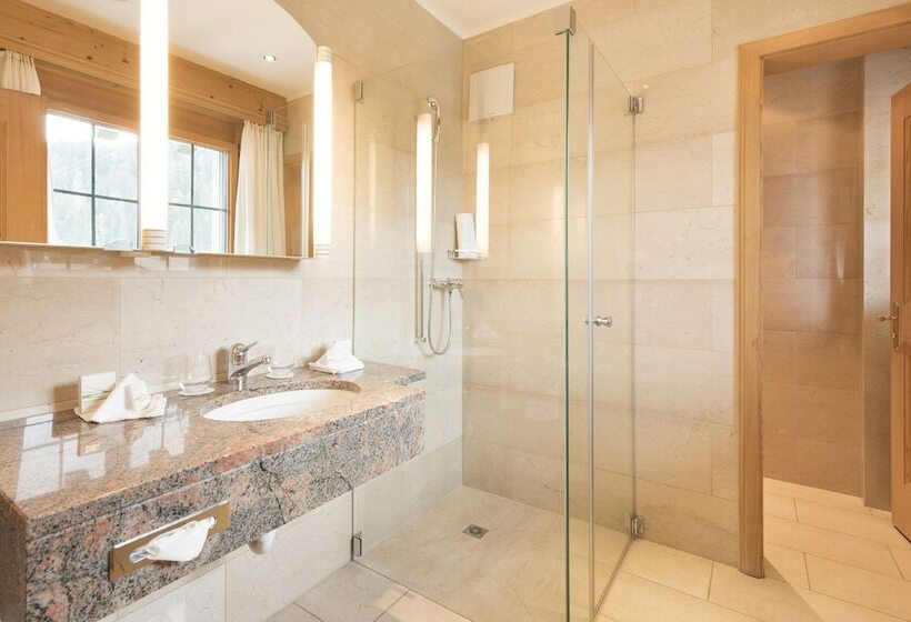 בית מלון כפרי Vereina