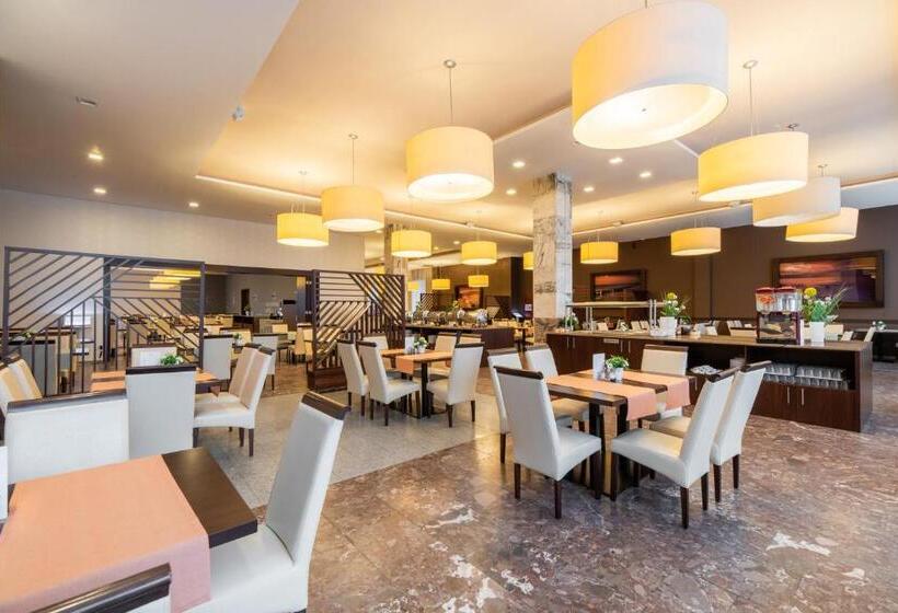 Отель Vestina Wellness & Spa