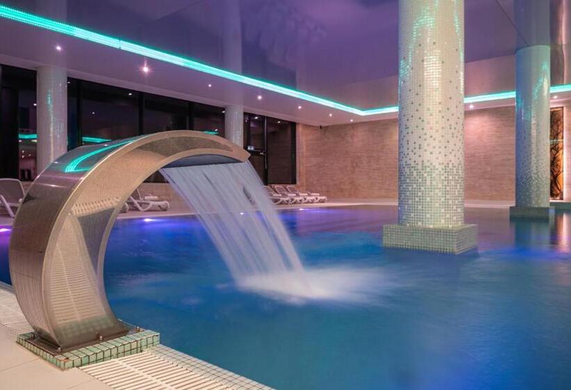 Отель Vestina Wellness & Spa
