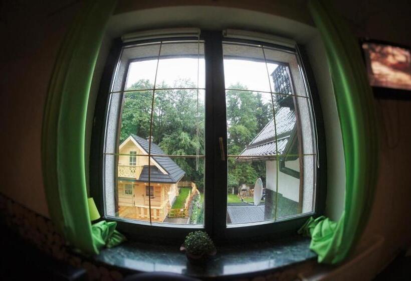 Отель Willa Góral Goralska Osada Domki Apartamenty Pokoje