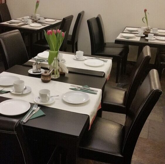 בית מלון כפרי Willa Litarion Old Town