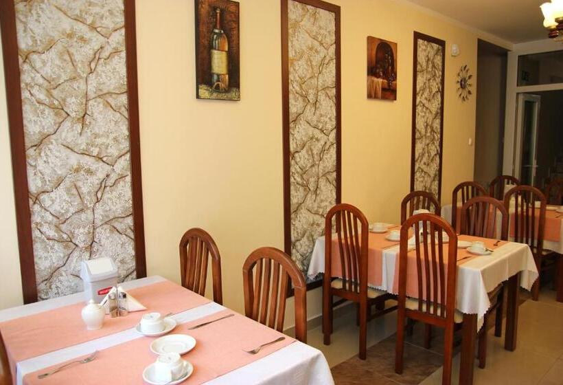 ホテル Willa Preludium