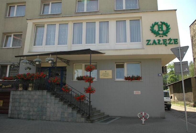 هتل Załęże
