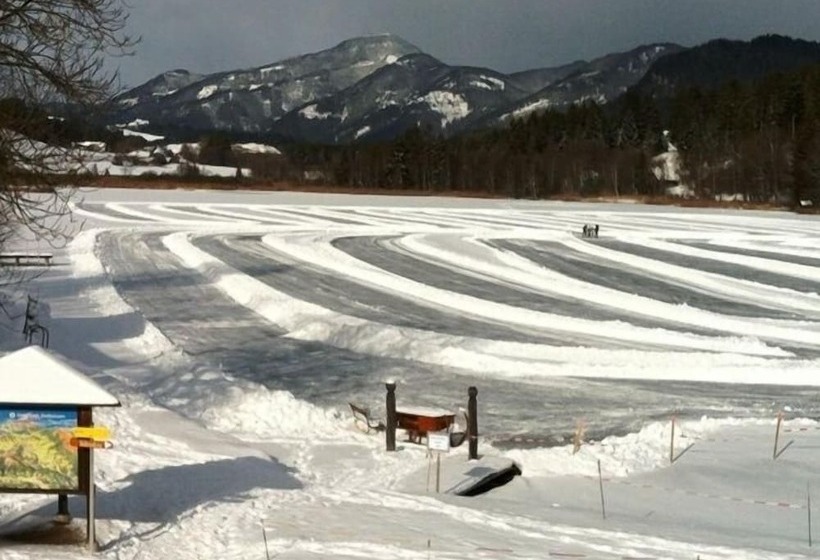 ホテル Jerà Am Furtnerteich