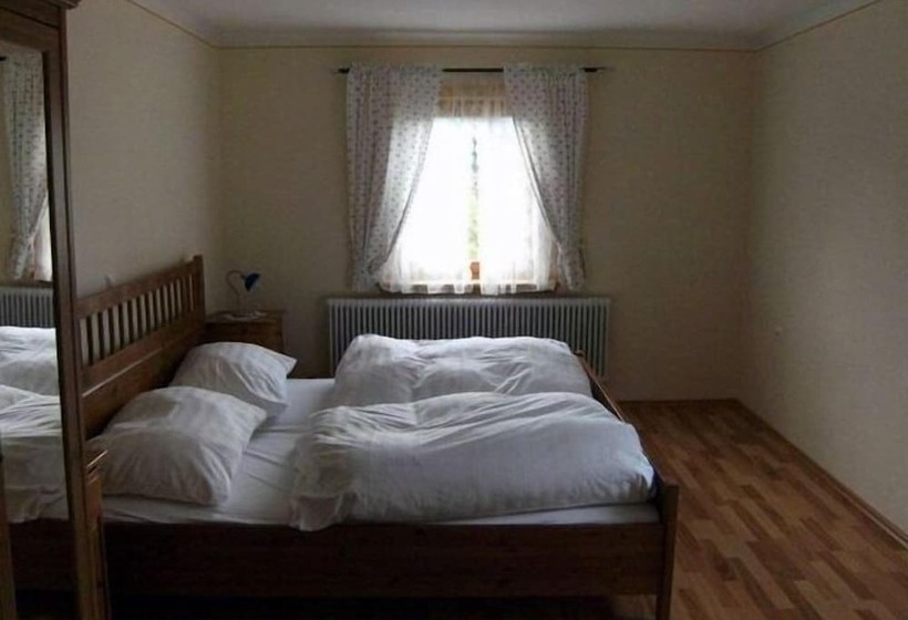 ホテル Jerà Am Furtnerteich