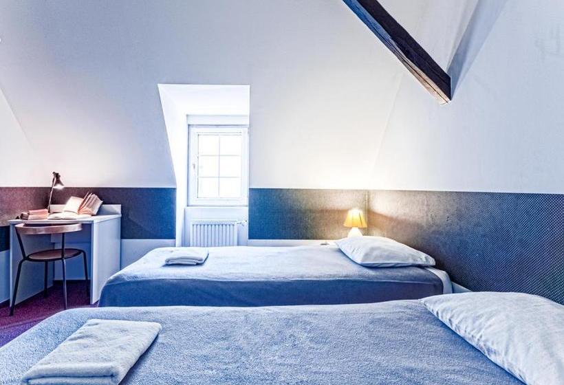 Общежитие Melody Stary Rynek Poznan