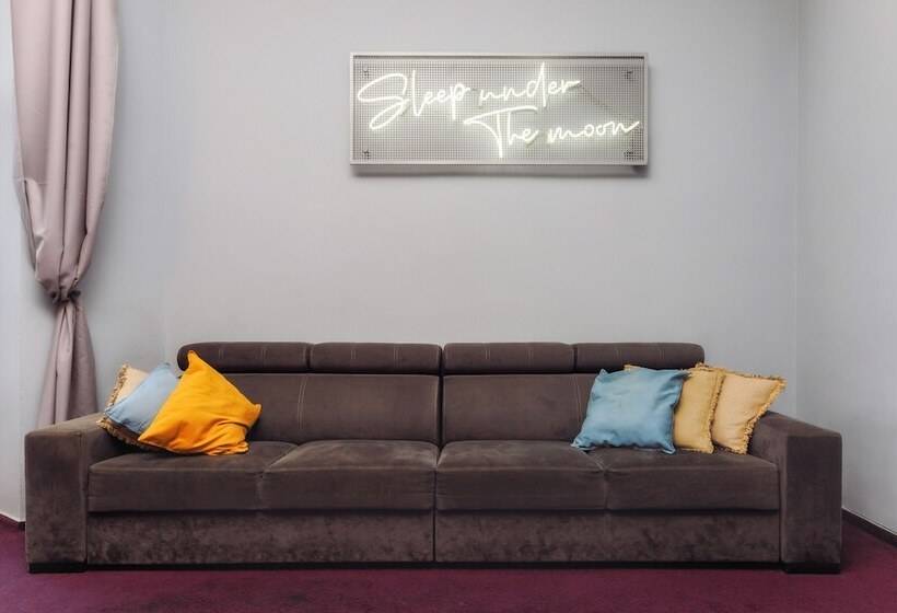 Moon Hostel Warszawa