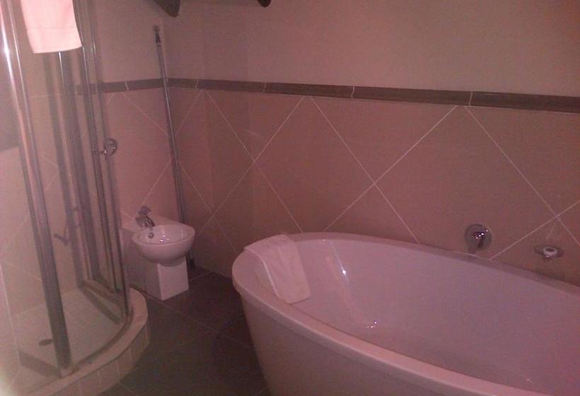 Nautilus Guest House