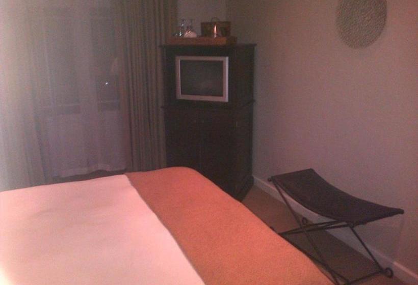 Nautilus Guest House