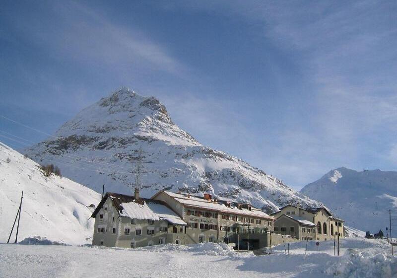 פנסיון Gasthaus & Hotel Berninahaus