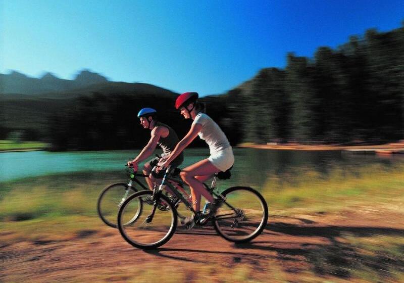 פנסיון Gasthaus & Hotel Berninahaus