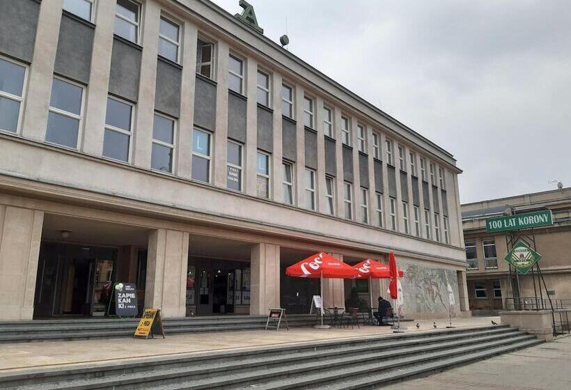 膳宿费 Korona Guest Rooms