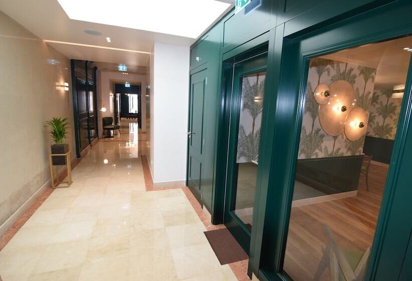 پانسیون Residencial Florescente