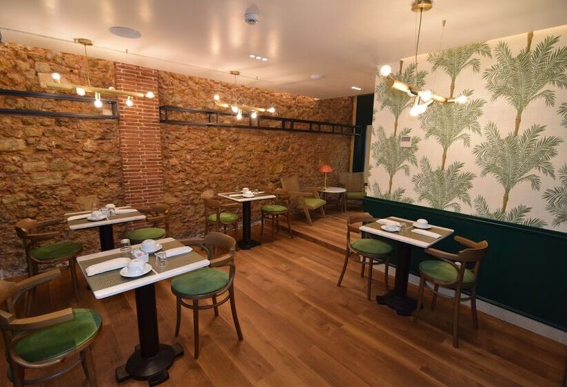 پانسیون Residencial Florescente