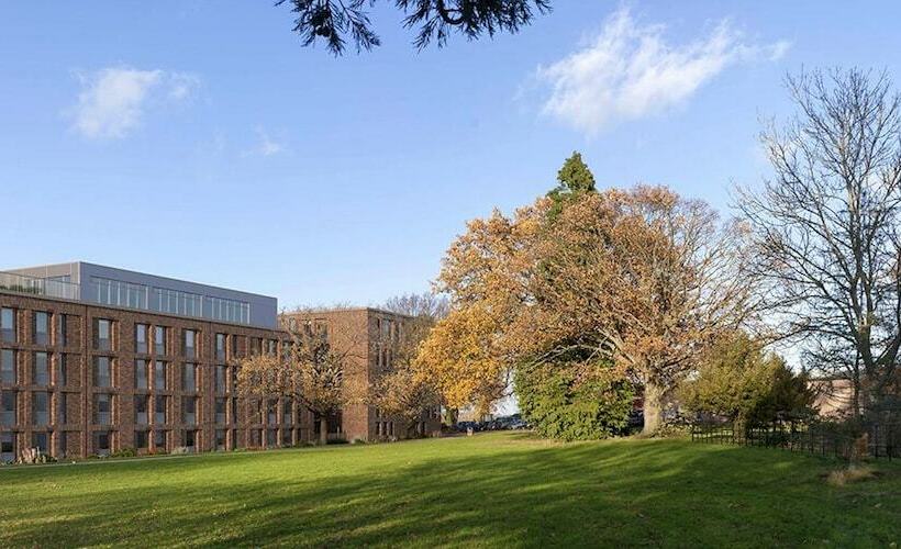 호스텔 Comfortable Ensuite Rooms   Guildford   Campus Accommodation