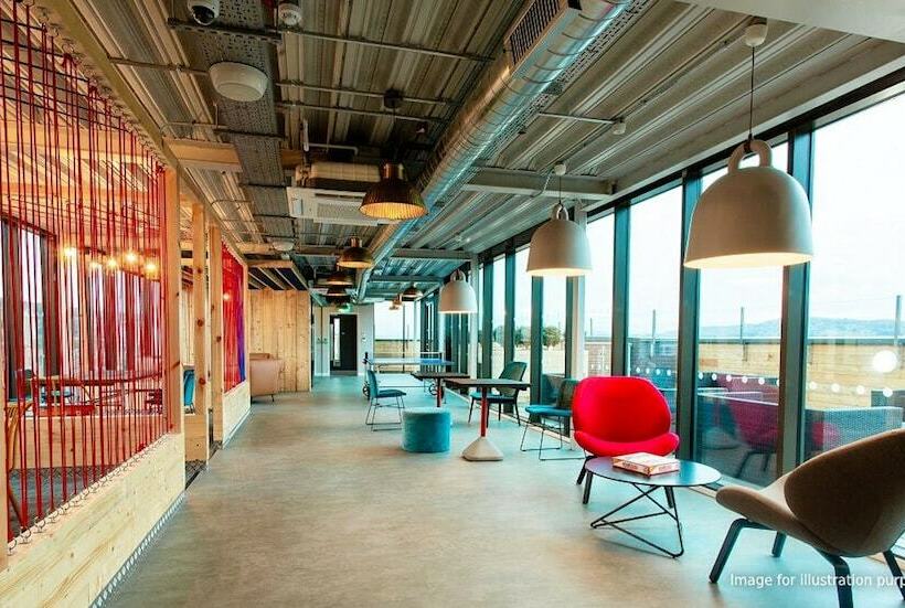 فندق صغير Comfortable Ensuite Rooms   Guildford   Campus Accommodation