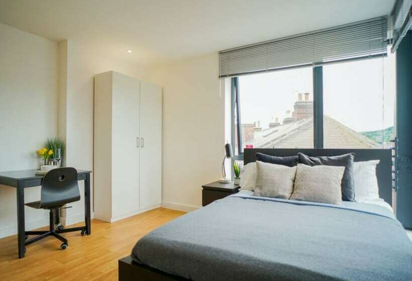 هاستل Rooms & Studios Students Only Sheffield