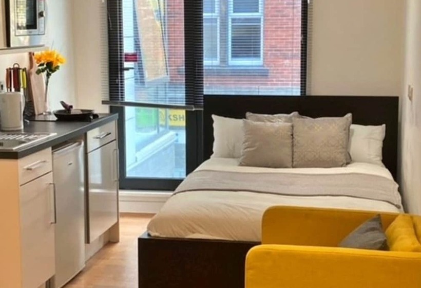 هاستل Rooms & Studios Students Only Sheffield