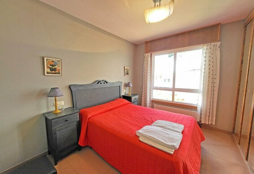 Apartamentos Sanxenxo Playa 3000