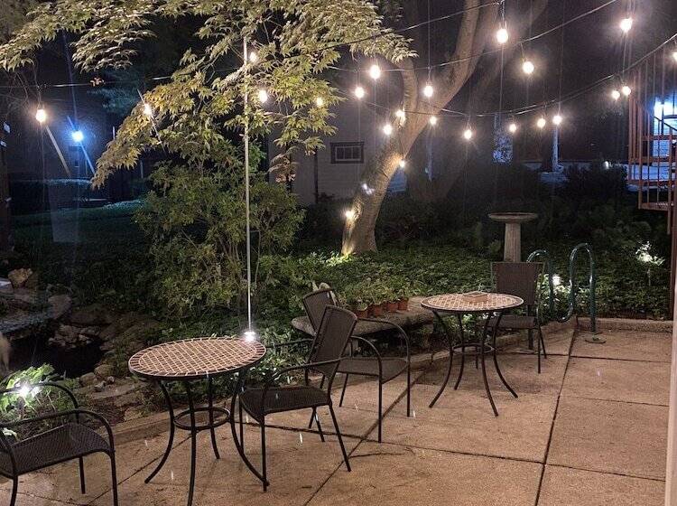 Bed and Breakfast The Alden House