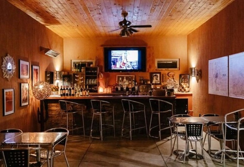 Circle Of Destination Motel