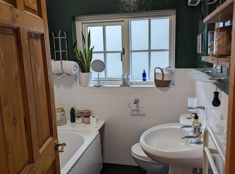 Cosy 2 Bed Property In Ashburton, Dartmoor