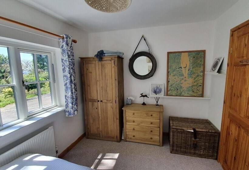 Cosy 2 Bed Property In Ashburton, Dartmoor