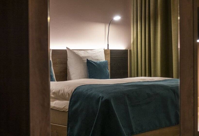 H24 Stadthotel Bernau