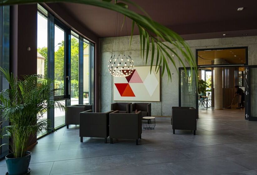 H24 Stadthotel Bernau