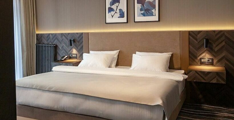 هتل Doubletree By Hilton Vladikavkaz