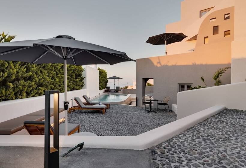 هتل Elements Cozy Suites