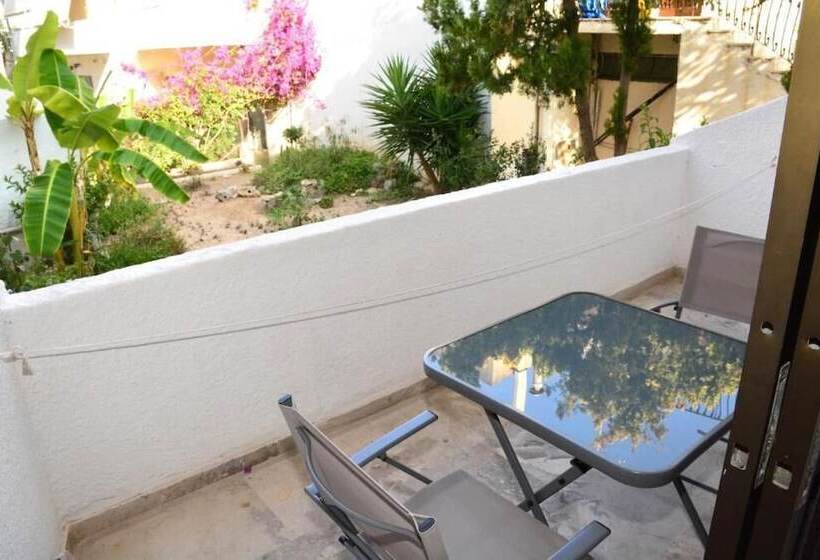 בית מלון כפרי Golden Star Praxitelous